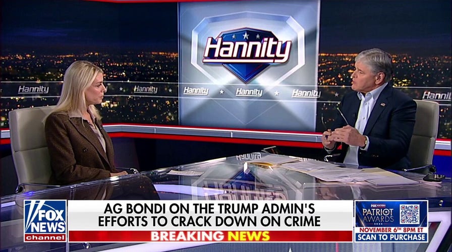 Pam Bondi: Pritzker should be 'begging' Trump to come in