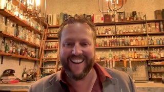 Restaurant exec defends tip system, says it drives 'hustle' and service