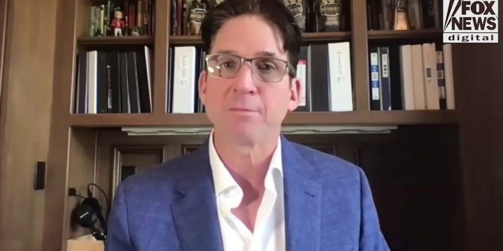 Super Bowl champion Ed McCaffrey weighs in on Travis Hunter playing cornerback over wide receiver in the NFL