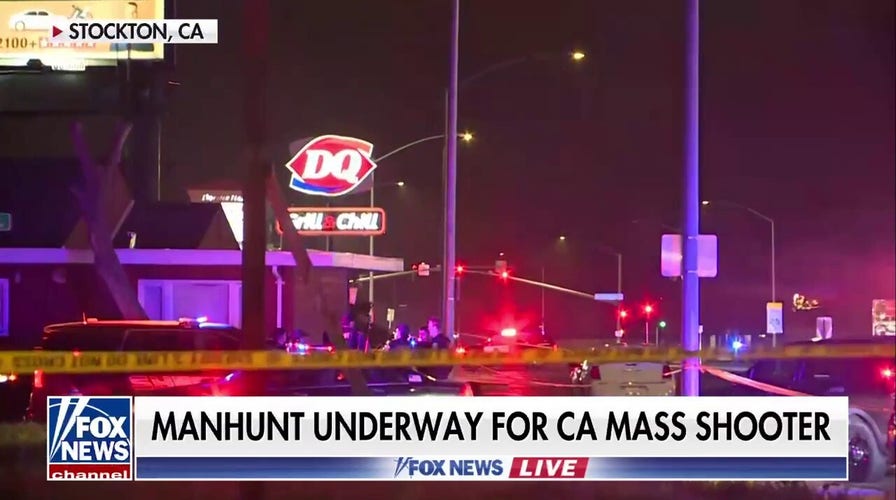 Manhunt underway aft  Stockton wide    shooting leaves 4 dead, 10 wounded