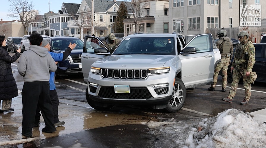 Agitators harass federal agents in Minneapolis