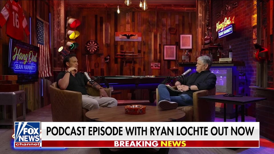 Olympic swimmer Ryan Lochte opens up on Sean Hannity podcast about scandal, depression