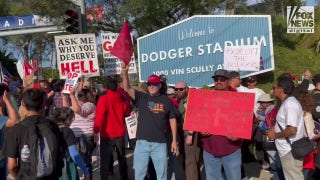 Protestors gather outside Dodger Stadium ahead of event honoring drag ‘nuns’ - Fox News