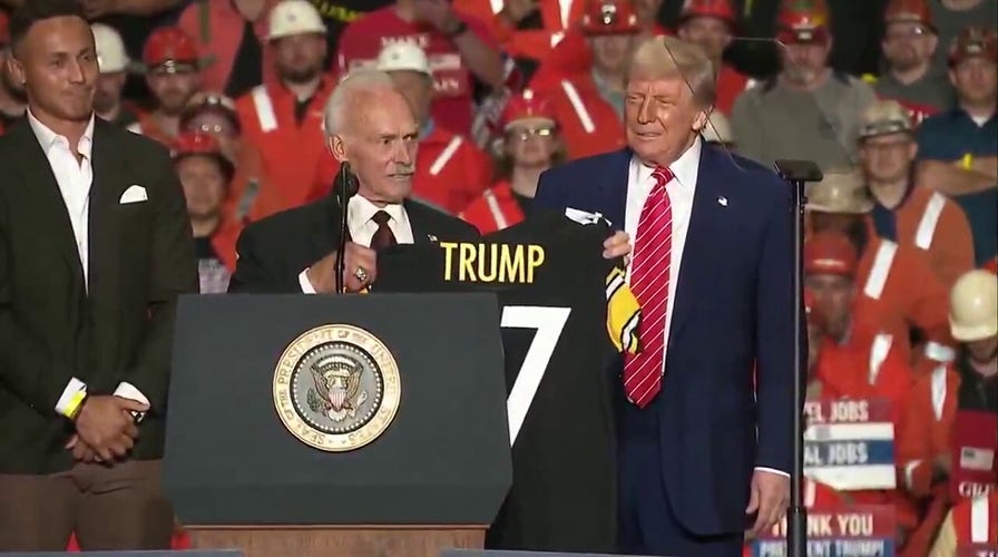 Pittsburgh Steelers players present Trump with custom jersey during US Steel rally