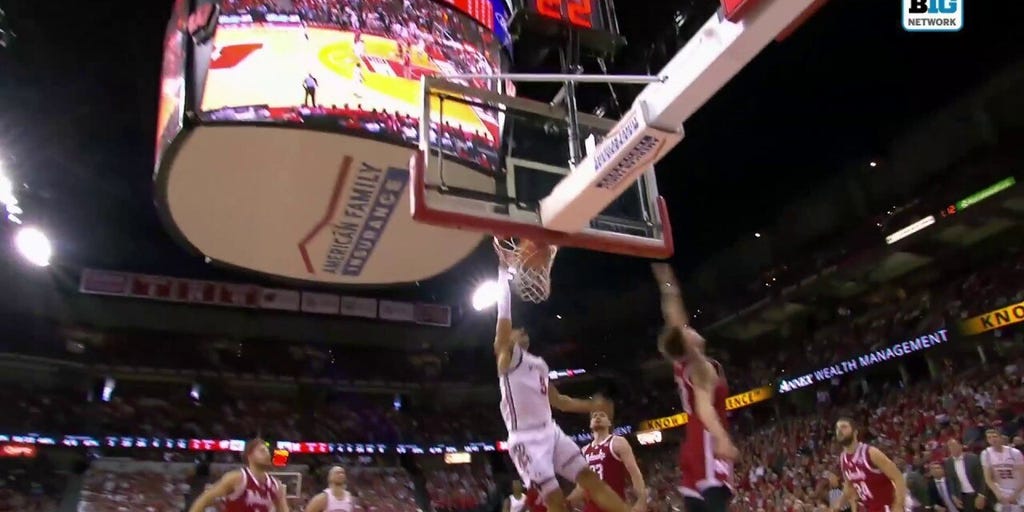 Wisconsin's John Tonje throws down VICIOUS dunk to extend lead against Nebraska