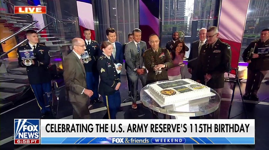 'Fox & Friends Weekend' celebrates US Army Reserve's 115th birthday