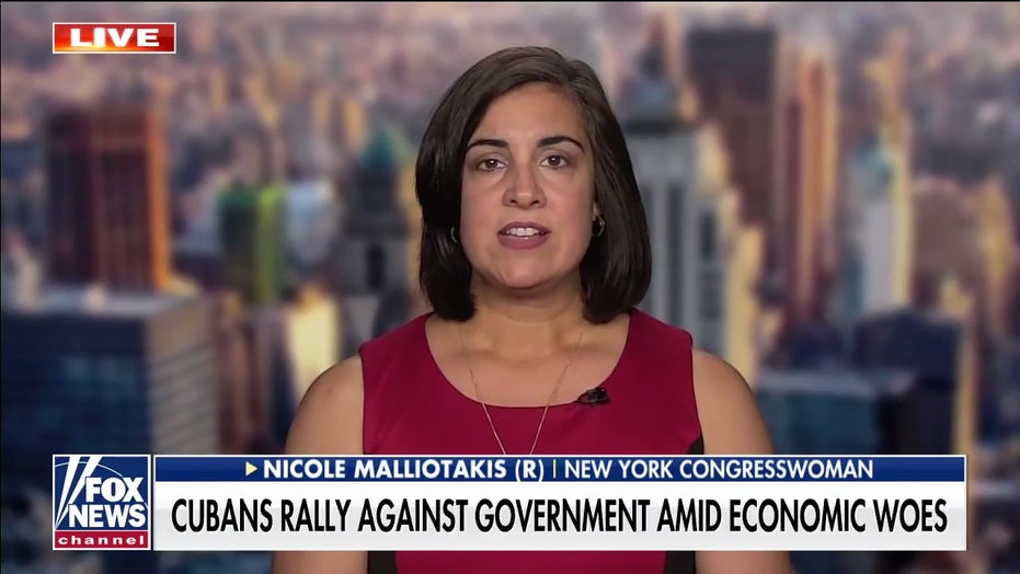 대표. Nicole Malliotakis rips AOC as a 'communist sympathizer' after Cuba remarks