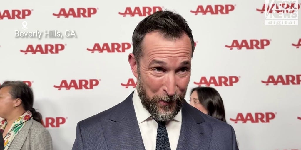 ‘The Pitt’ star Noah Wyle shares how George Clooney set an example for him on ‘ER’ set