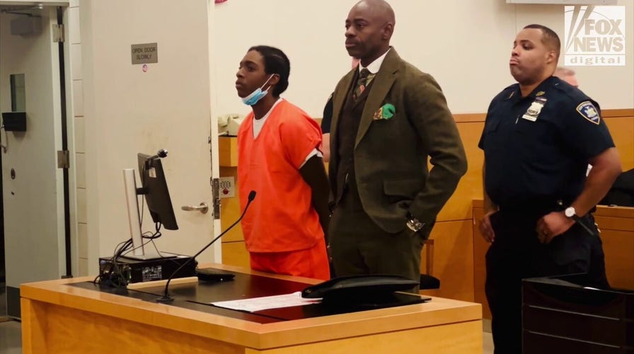 Brian Dowling appears in Brooklyn Criminal Court