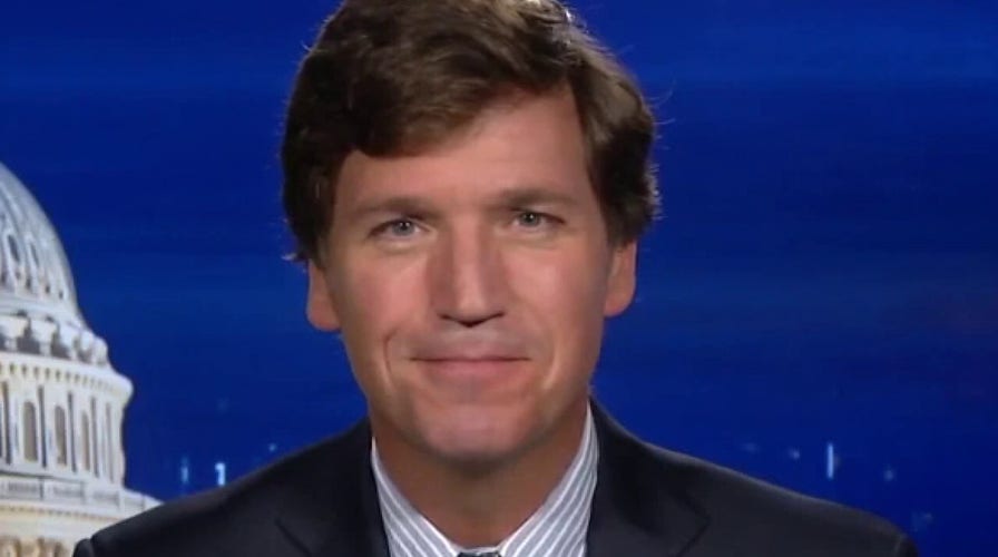 Tucker Carlson announces vacation plans