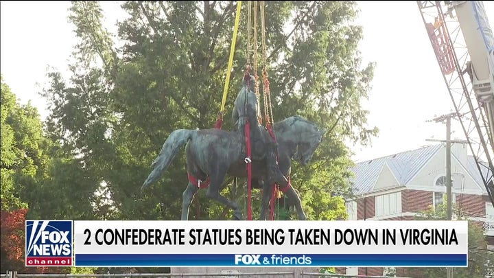 2 Confederate statues removed in Charlottesville, Virginia