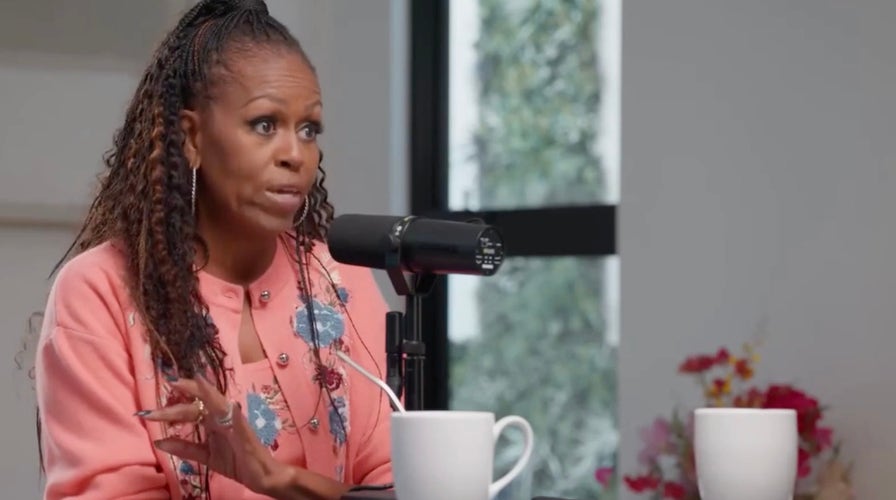Obama tells Julia Louis-Dreyfus young women are not allowed the unearned confidence young men have