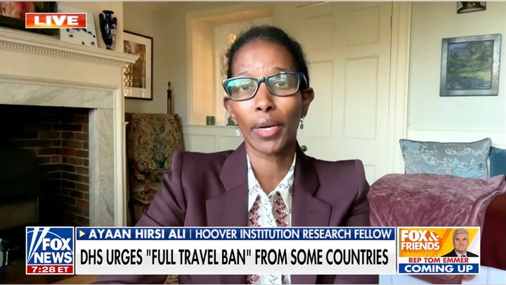 Un exmusulmán advierte sobre la importación de una «alianza comunista islamista» que «odia» a Estados Unidos.