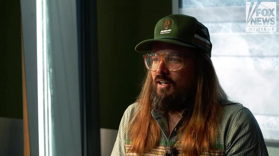 Comedian Dusty Slay describes being a 'total wreck' before faith, sobriety paved the road to stand-up success