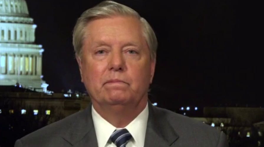 Sen. Lindsey Graham's message to judge in the Michael Flynn case: Dismiss the case