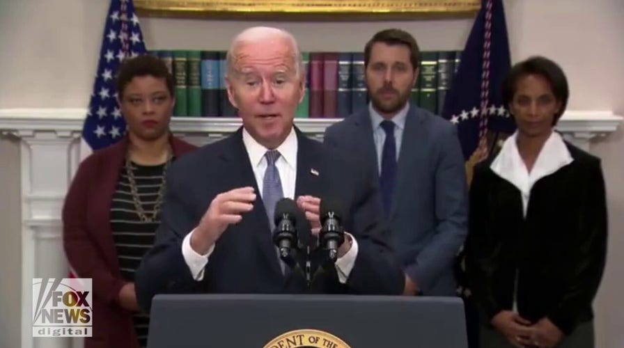 Biden claims Republicans "will crash the economy" if they win midterms