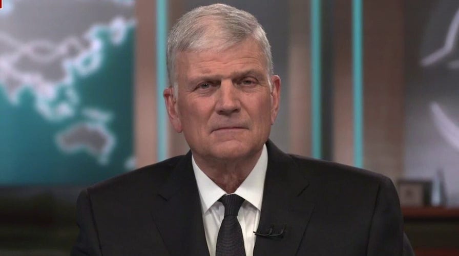 Franklin Graham reacts to Biden omitting 'God' from National Day of Prayer