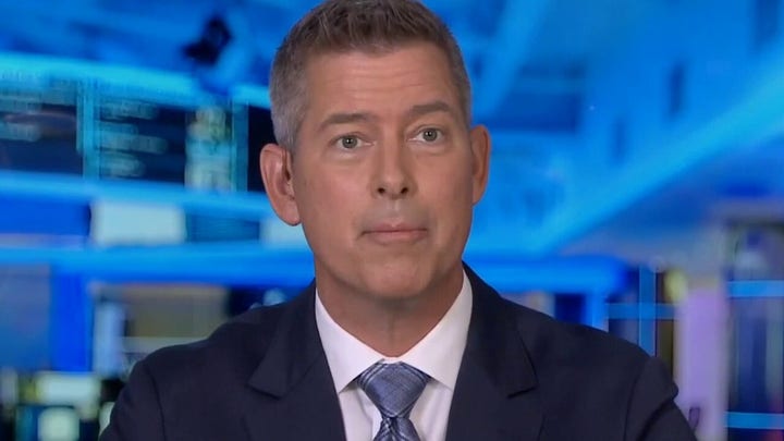 Sean Duffy praises Texas Gov. Abbott sending migrants to DC