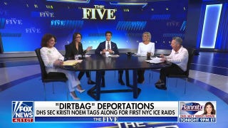 Gutfeld believes the 'Bat signal' has 'gone dark' for Democrats - Fox News