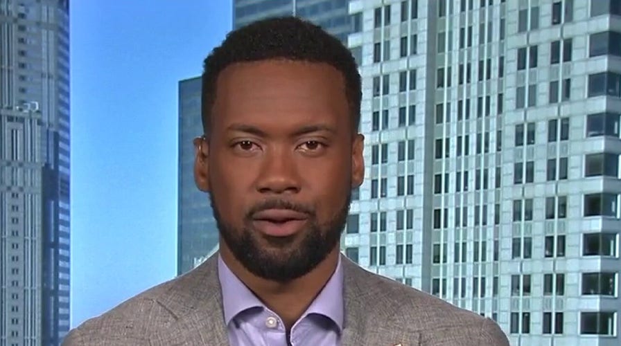 Lawrence Jones hits the streets of Chicago: Who's responsible for the 'war zone'?