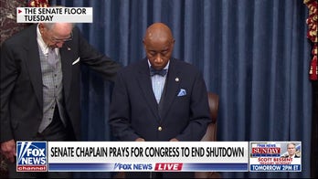 Senate chaplain prays for end to government shutdown