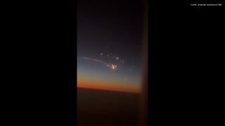 Plane passengers witness SpaceX Starship explosion during flight - Fox News