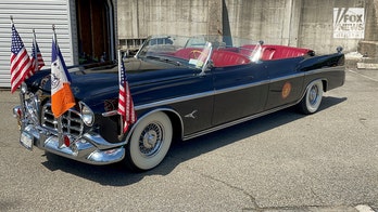 NYC's Chrysler Imperial parade car has been carrying America's heroes for 70 years