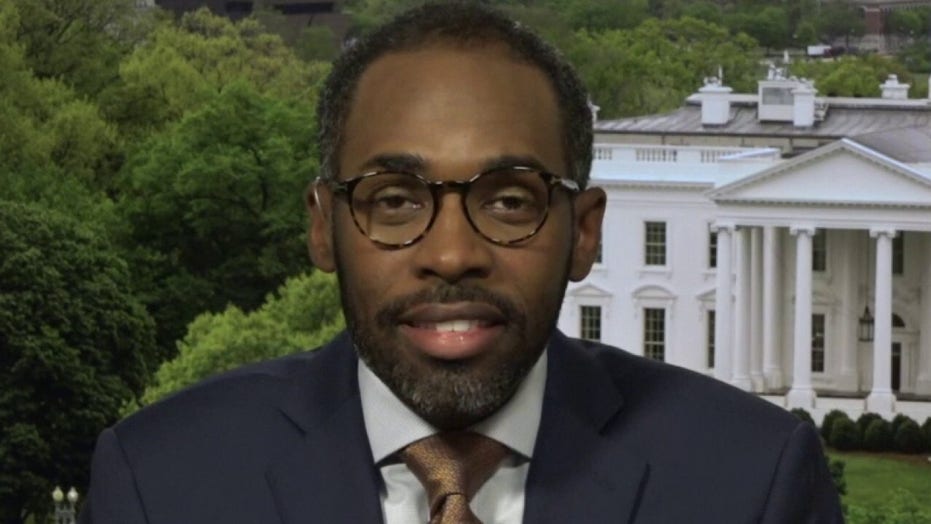 It’s Trump's 'constitutional authority' to fill vacant Supreme Court seat: Paris Dennard