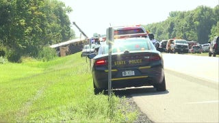 Crews flip tour bus after fatal highway crash in New York - Fox News
