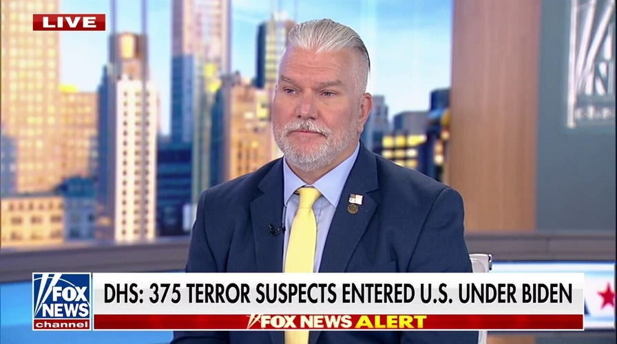 Biden admin focused on ‘securing the narrative, not securing the border’: Chris Clem