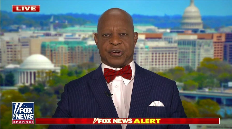 Ted Williams: 'Highly unusual' that school shooting suspect's parents are charged   