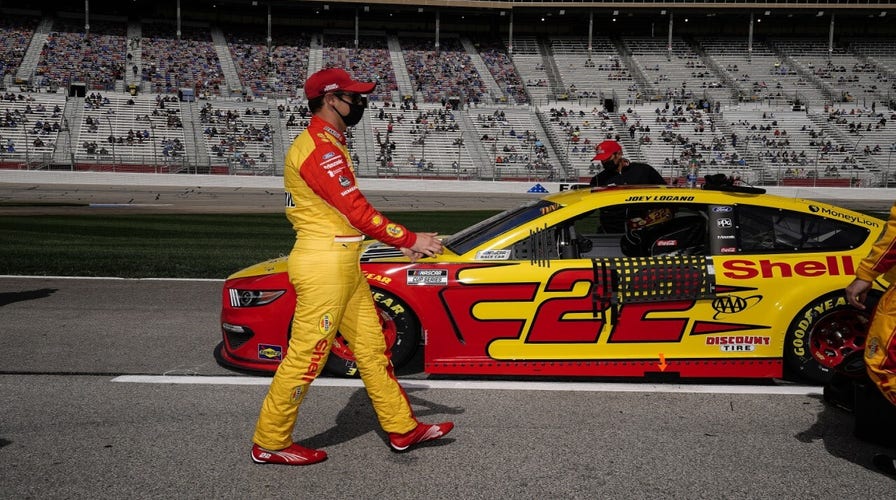 NASCAR employs COVID-sniffing dogs at Atlanta Motor Speedway