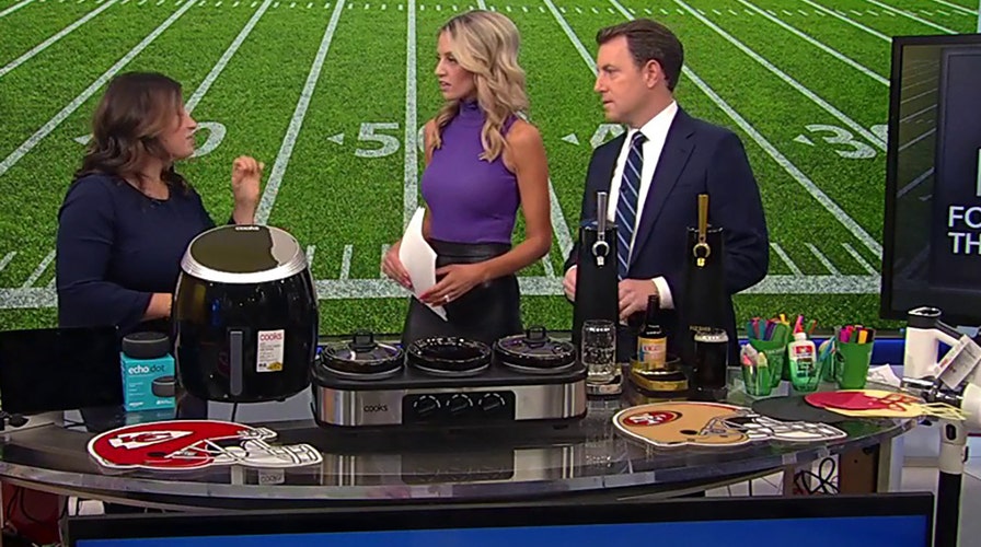 How to set up your house for the ultimate Super Bowl party