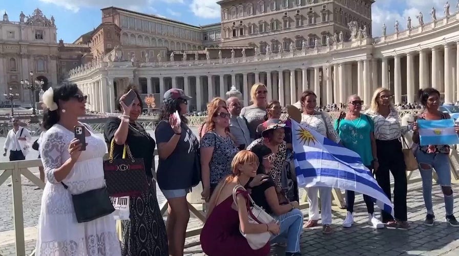 Transgender people join LGBT pilgrimage to Vatican