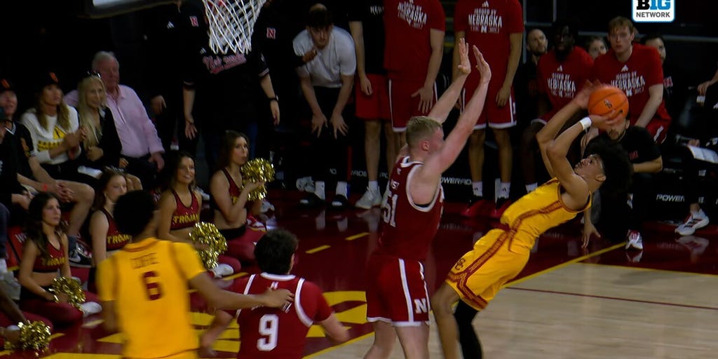 USC’s Chad Baker-Mazara finishes falling-away layup vs. Nebraska