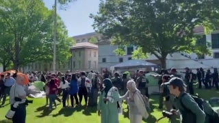 Atlanta police at Emory University respond to anti-Israel encampment - Fox News