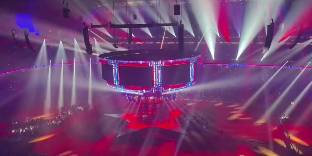 Journey fans in Houston keep singing 'Don't Stop Believin' after electrical fire stops show