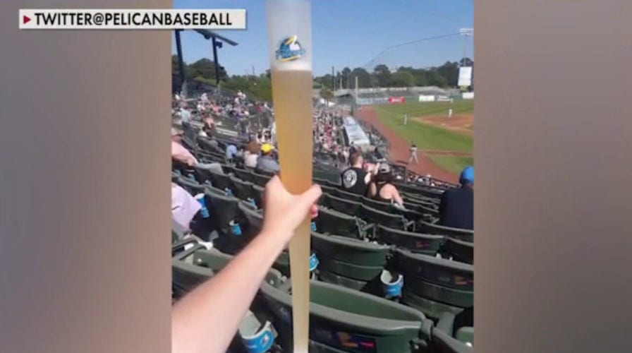 Clay Travis on bad golf swings, MLB face masks, NBA ratings, and beer bats