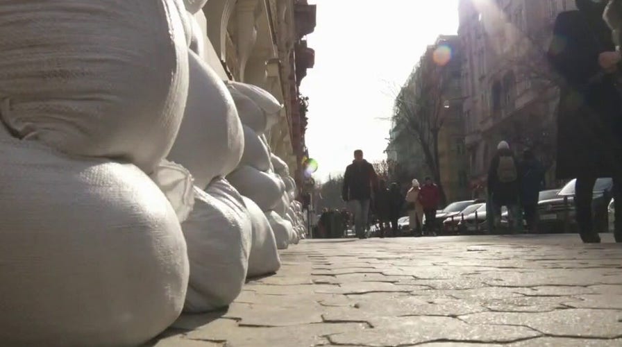 Lviv braces for war as Russian assault hammers Ukrainian cities 