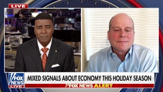 Holiday spending a 'tale of two holidays' amid mixed signals on economy
