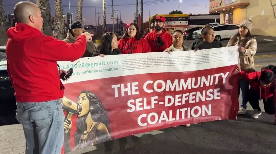 Anti-ICE activists sound sirens, bullhorns to stop migrant deportations