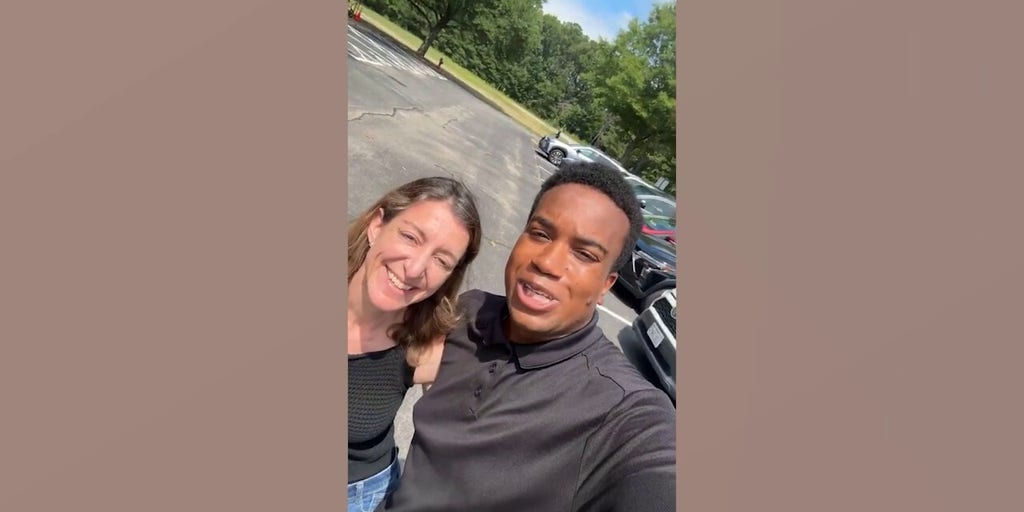 SEE IT: Selfie request turns into confrontation with former House Dem over finances