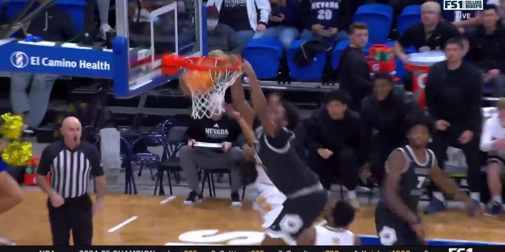 Nevada's Justin McBride throws down dunk to extend lead against SJSU