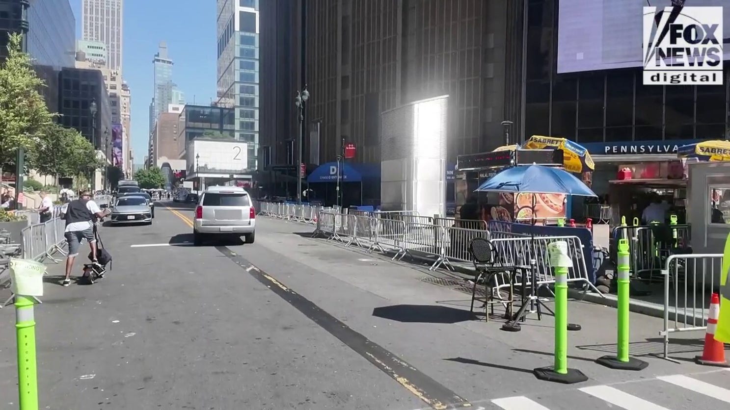 Taylor Swift arrives to Madison Square Garden ahead of her rumored wedding