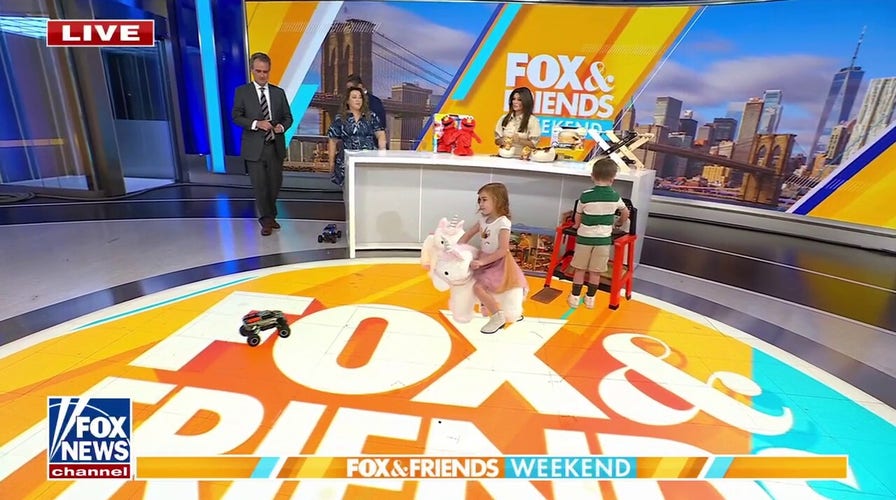 Toy expert shares top holiday picks for kids
