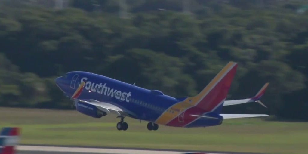 FAA investigates Southwest flight after plane's descent deemed too low