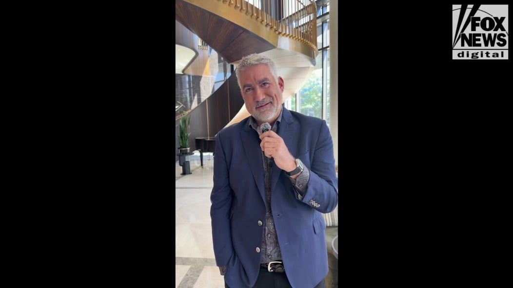 'American Idol' winner Taylor Hicks reflects on life after the show in rapid-fire Q&A