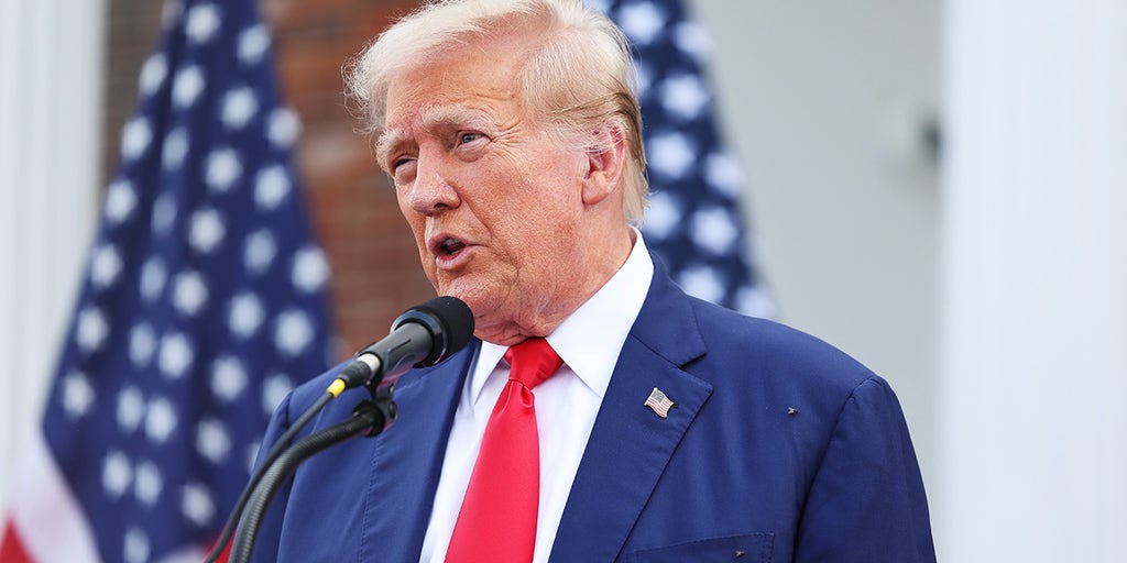 WATCH LIVE: President Trump delivers remarks ahead of meeting with Trump Kennedy Center board members