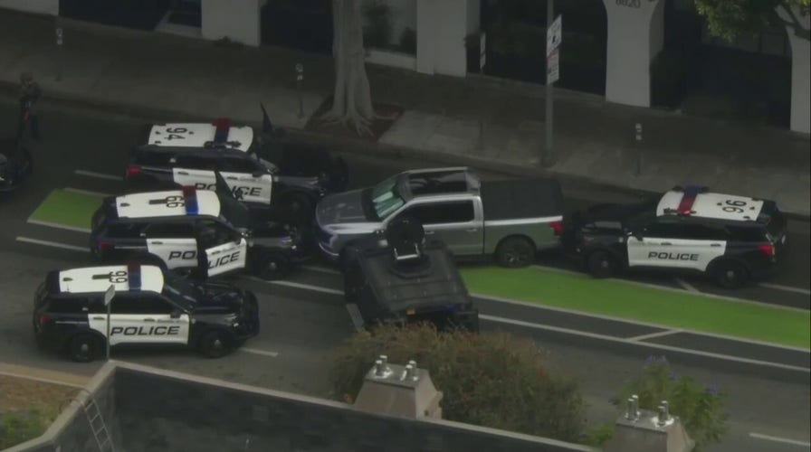 WATCH: Rideshare driver sparks chase, 8-hour standoff with passenger trapped