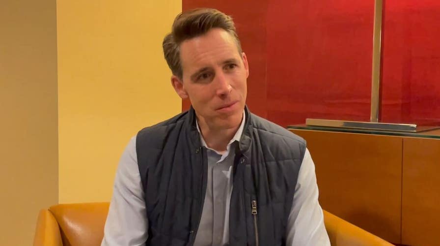 Sen. Hawley slams liberal media, says they want to be the ‘gatekeepers’ of speech